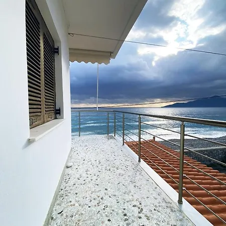 Thassa No4 Apartamento Leonídion