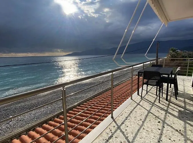 Thassa No4 Apartamento Leonídion